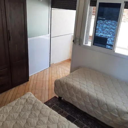 Apartment Pour Les Familles Avec 2 Chambres Al Hoceïma Exterior foto